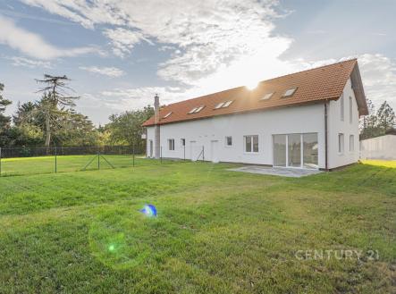 . | Pronájem - dům/vila, 149 m²
