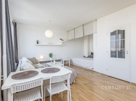 . | Prodej bytu, 1+kk, 31 m²