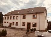 Prodej - penzion, 1 400 m²