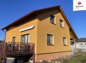 Prodej - dům/vila, 230 m²