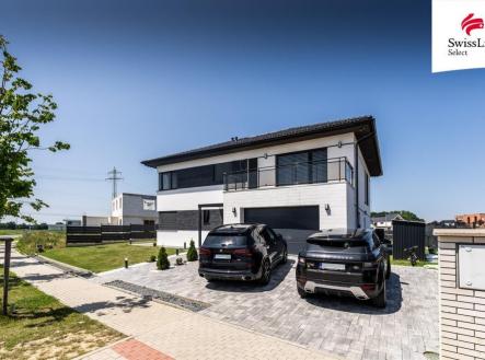 Prodej - dům/vila, 221 m²