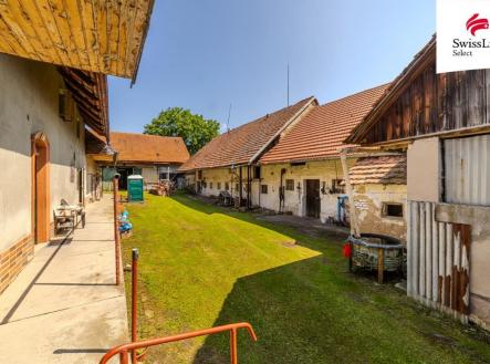 fotografie | Prodej - chata/rekreační objekt, 1 100 m²