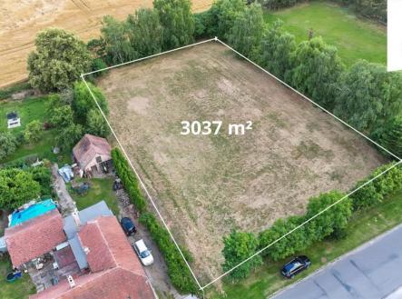 Prodej - pozemek pro bydlení, 3 037 m² obrázek
