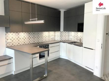 Pronájem bytu, 1+kk, 36 m² obrázek