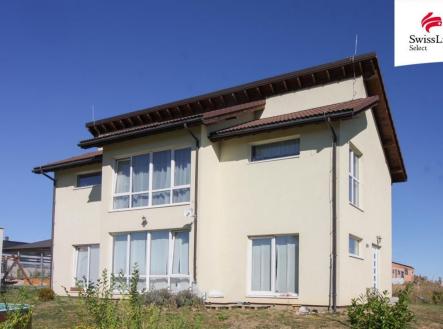 Prodej - dům/vila, 180 m² obrázek