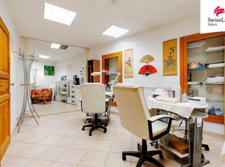 fotografie | Prodej - obchodní prostor, 200 m²