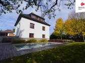 Prodej - dům/vila, 249 m²