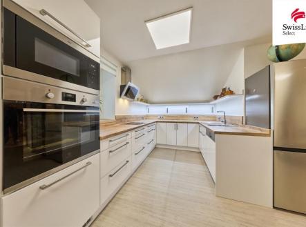 Prodej - dům/vila, 703 m² obrázek