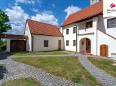 Prodej - historický objekt, 841 m²