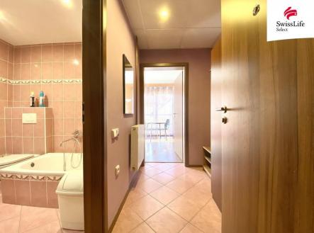 fotografie | Pronájem bytu, 1+kk, 43 m²