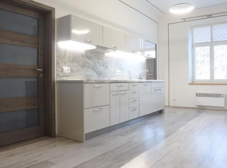 Pronájem bytu, 2+1, 80 m² obrázek