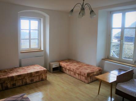 Pronájem bytu, 2+kk, 70 m²