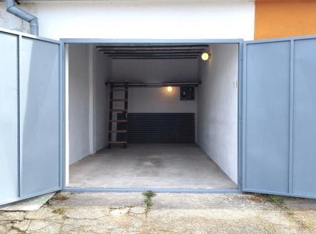 Prodej - malý objekt/garáž