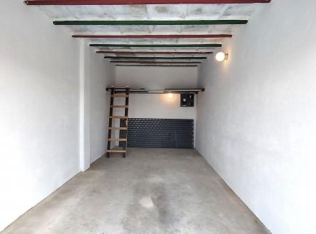 Prodej - malý objekt/garáž