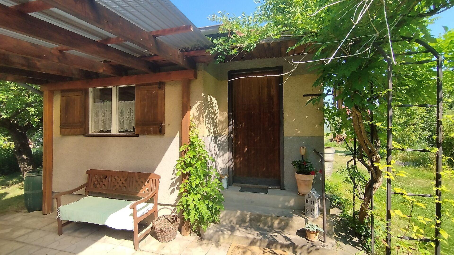 Prodej chaty, 17 m², pozemek 913 m², zahrádkářská osada Vápenná strouha, Tábor