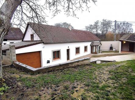 Pronájem - dům/vila, 150 m²