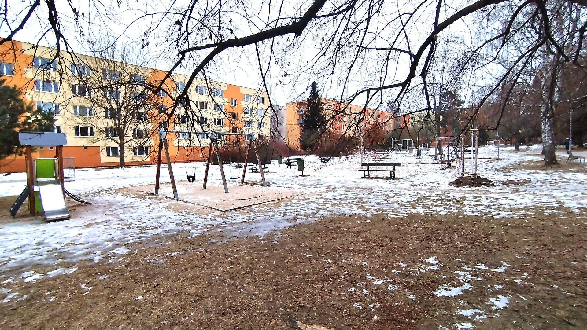 Pronájem nově zrekonstruovaného bytu 2+1, 48 m2, Pražské sídliště, Tábor