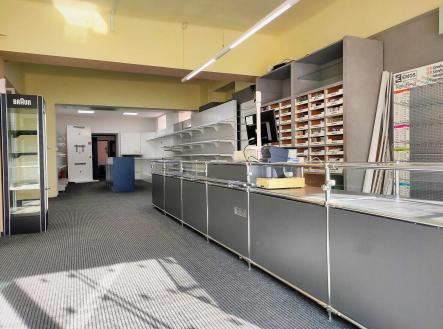 Pronájem - obchodní prostor