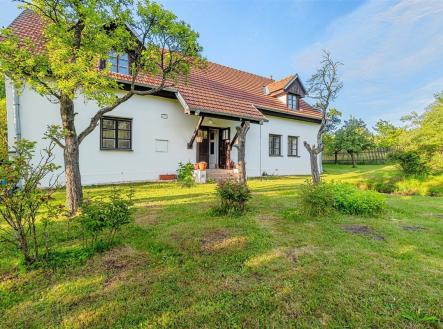. | Prodej - dům/vila, 255 m²