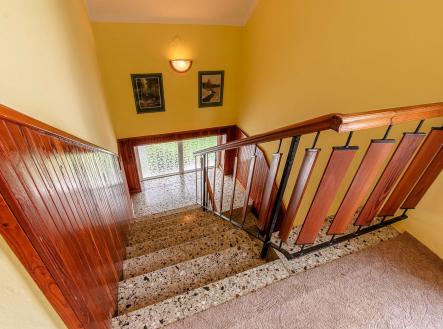 . | Prodej - dům/vila, 241 m²