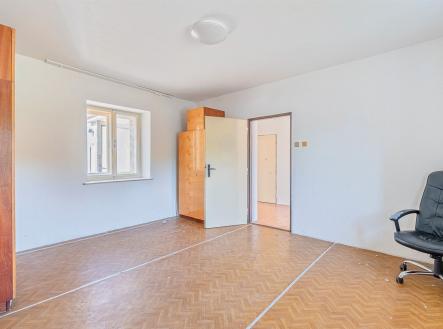 . | Prodej - dům/vila, 235 m²