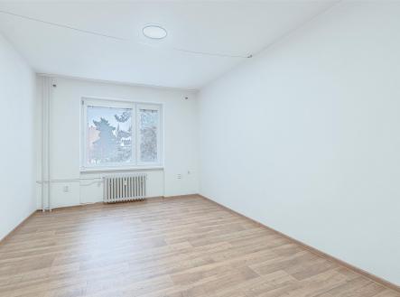 . | Pronájem bytu, 1+kk, 28 m²