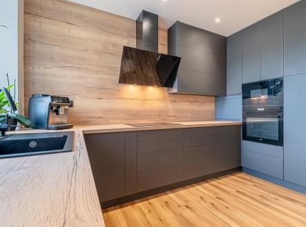 . | Prodej bytu, 4+kk, 143 m²