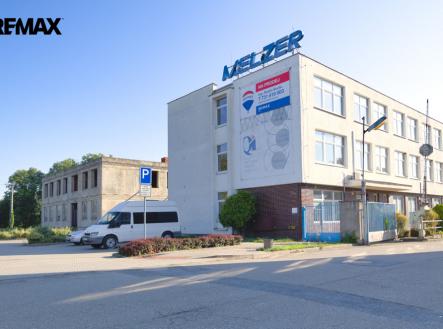 img-1508-1.jpg | Prodej - kanceláře, 1 280 m²