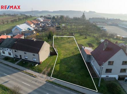 Prodej - pozemek pro bydlení, 716 m²
