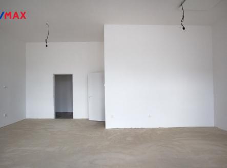 Pronájem - obchodní prostor, 47 m²