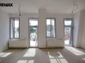 Pronájem - obchodní prostor, 47 m²