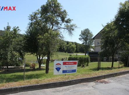 Prodej - pozemek pro bydlení, 490 m² obrázek