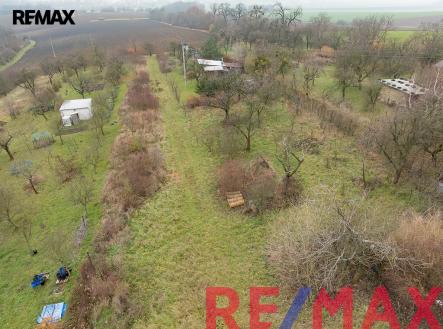 zelkov-foto-dron-9-1-2-2.jpg | Prodej - pozemek, zahrada, 930 m²