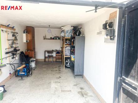 garaz-otrokovice-4.jpeg | Prodej - malý objekt/garáž