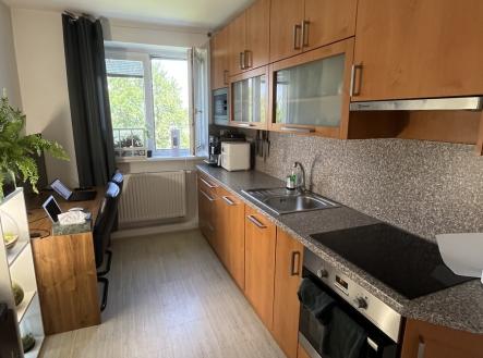 Pronájem bytu, 3+1, 80 m² obrázek