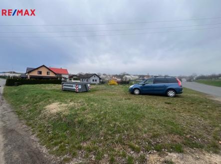 Prodej - pozemek, zahrada, 1 323 m²