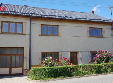 obrazek-whatsapp-2025-05-07-v-15.41.10-c4646309.jpg | Prodej - dům/vila, 600 m²