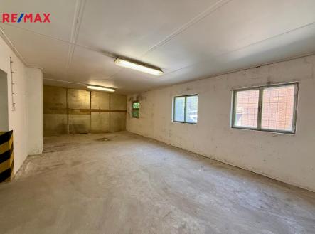 Pronájem - skladovací prostor, 41 m²