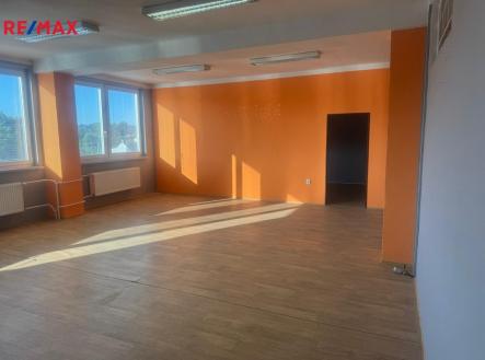lipnik-2-foto.jpg | Pronájem - kanceláře, 20 m²