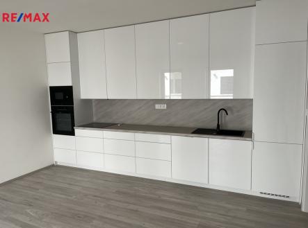 img-1750.jpeg | Pronájem bytu, 3+kk, 100 m²