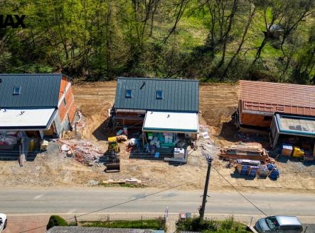 b9d713af-7212-429e-84dd-b1f279a81ba2.jpg | Prodej - dům/vila, 207 m²