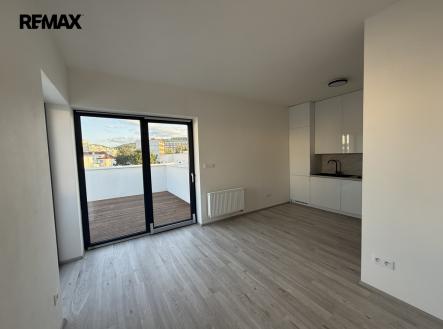 img-8428.jpeg | Prodej bytu, 2+kk, 88 m²