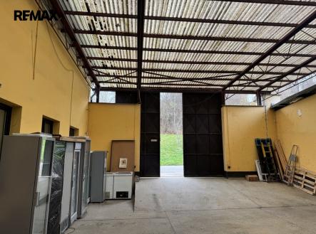img-0222.jpg | Prodej - kanceláře, 600 m²