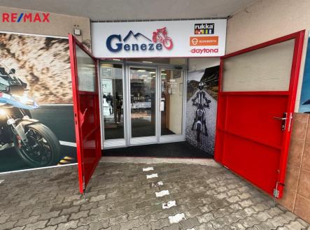 pancava-foto-13.jpeg | Pronájem - obchodní prostor, 226 m²