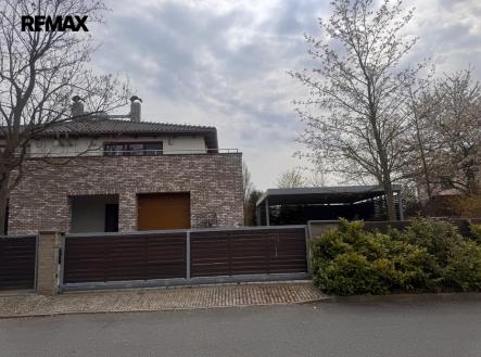 6b7c2203-f04d-4321-b1ff-9a5c414f8632.jpeg | Prodej - dům/vila, 184 m²