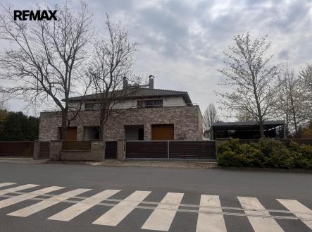 099c24f0-8c95-4fd2-9f3f-2a4df0466d25.jpeg | Prodej - dům/vila, 184 m²