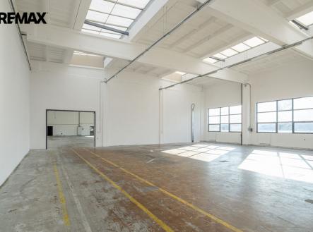 d1008089-edit.jpg | Pronájem - výrobní prostor, 1 273 m²