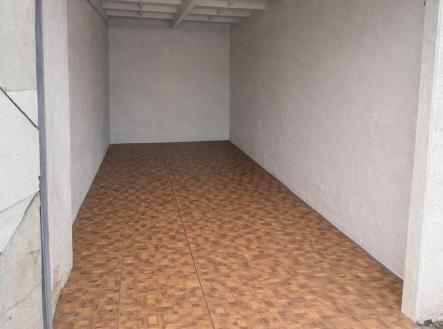 garaz-prerov-4.jpeg | Prodej - malý objekt/garáž