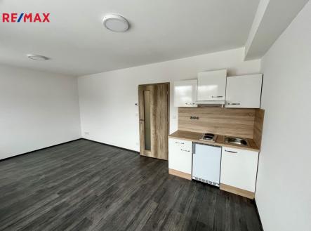 img-2143.jpeg | Pronájem bytu, 1+kk, 27 m²