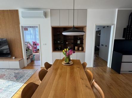 ed8a5cee-c6c1-4490-a388-37267cc0cb9f.jpg | Prodej bytu, 4+kk, 118 m²